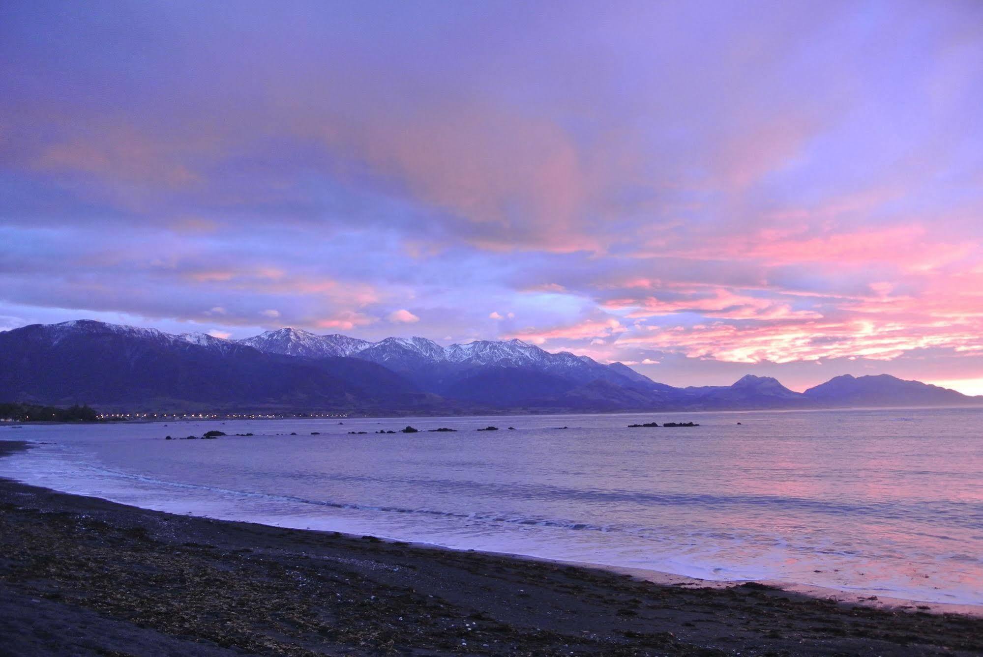 Blue Seas Motel Kaikoura Exterior photo